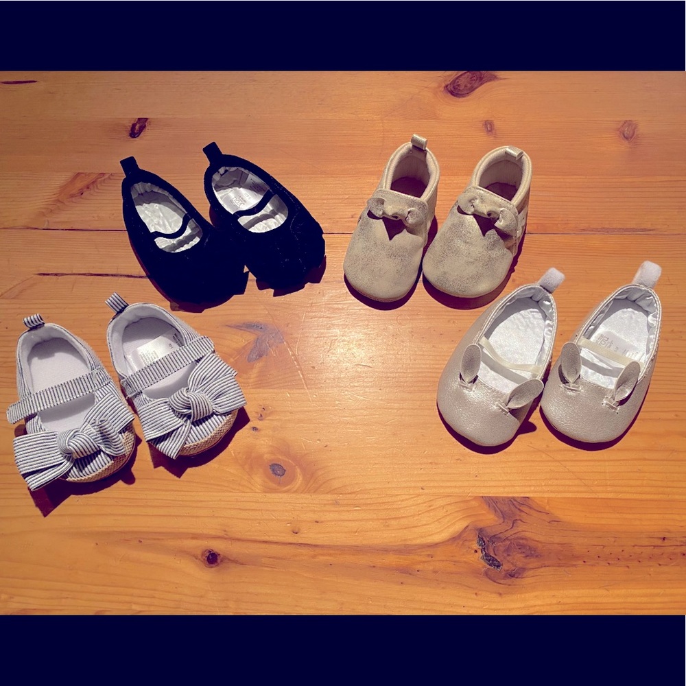 (NWOT) 3-6 month girl crib shoe lot